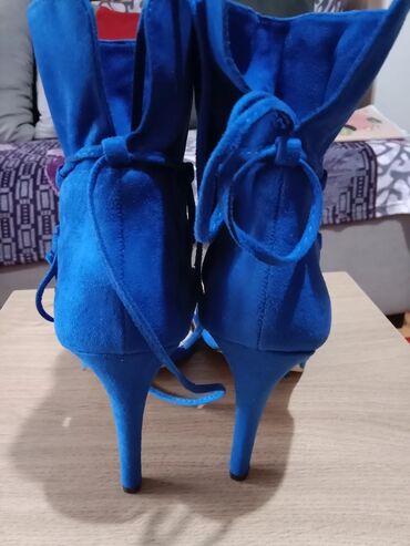 midi haljine h: Sandals, 39