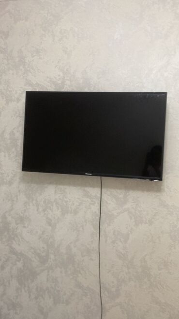 телевизор hisense 50 дюймов: Плоский ЖК-телевизор Hisense, настенное крепление. (Цена:15000 сомов)