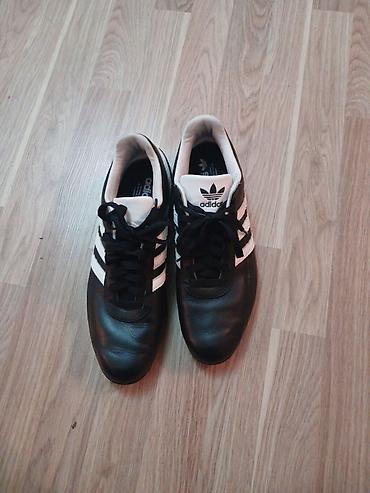 Krasofkalar və idman ayaqqabıları: Adidas Originals kişi ayaqqabısı - Model: Adidas Originals (klassik — 6