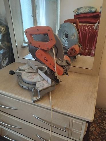 misar frez: Bucaqlı mişar (kəsim dəzgahı) – - Material: ağac, laminat, MDF və — 3