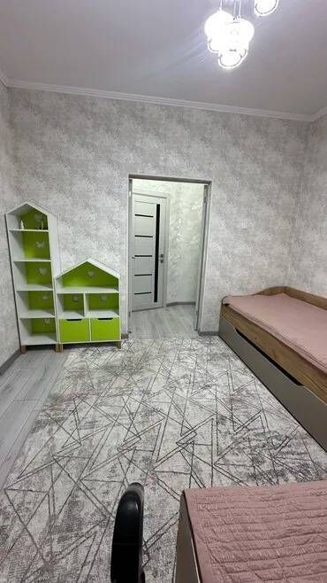 сдается квартира малдыбаева: 3 комнаты, 77 м², 106 серия улучшенная, 5 этаж, Косметический ремонт
