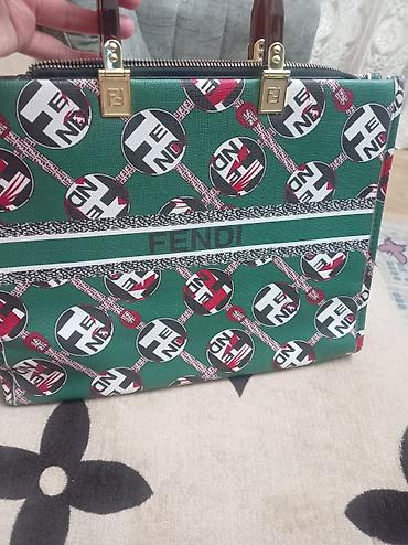 pulqabi: Əl çantası, Fendi, Yeni — 1