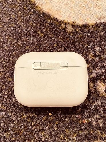 samsung s32: Беспроводные наушники Apple AirPods Pro (первое поколение) с зарядным — 2
