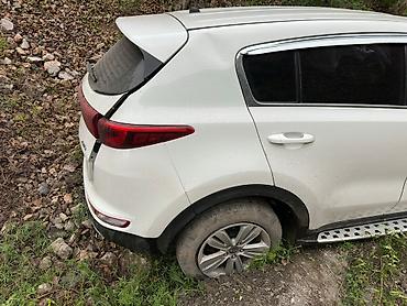 Скупка авто: Kia Sportage (кузов QL), белый, кроссовер. Продаётся целиком как донор — 4