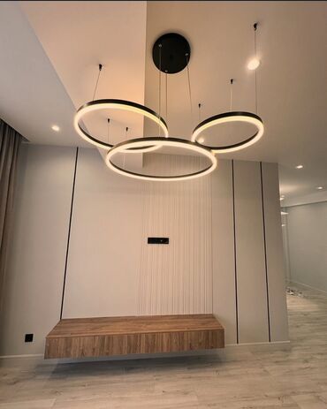 хайтек люстры: Подвесной светильник с тремя светодиодными кольцами - Дизайн: три