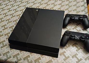 playstation dört: PlayStation 4 (PS4) oyun konsolu – 2 ədəd DualShock 4 pultu ilə Mortal — 1