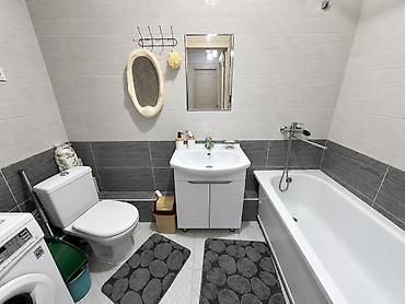 Продажа квартир: 1 комната, 44 м², ул. Калык Акиева Элитка, 4 этаж, Евроремонт — 4