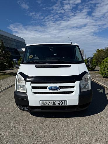 limuzin maşın: Ford Transit yük furgonu Masin yaxsi vezyetdedir avorpadan il yarımdır — 1