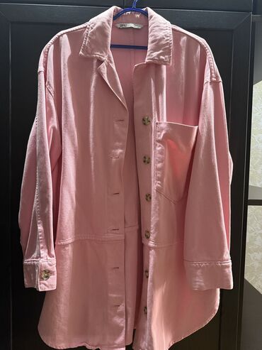 Kurtkalar: Zara uzun oversize cins kurtka tecili satilir 35 azn lalafo.az -da Kurtkalar: Zara uzun oversize cins kurtka tecili satilir 35 azn
