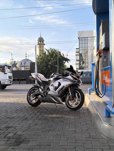 Мотоциклы: Спортбайк Kawasaki, 600 куб. см, Бензин, Взрослый, Б/у