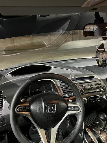 Honda: Honda Civic: 2006 г., 1.8 л, Автомат, Бензин, Седан — 6