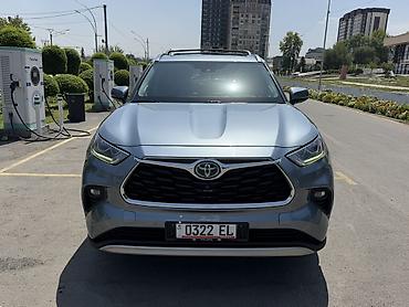 Toyota: Toyota Highlander: 2020 г., 2.5 л, Вариатор, Гибрид, Кроссовер — 2