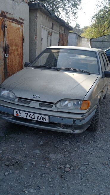 продаю с доплатой мне: ВАЗ (ЛАДА) 2115 Samara: 2001 г., 1.5 л, Механика, Бензин, Седан