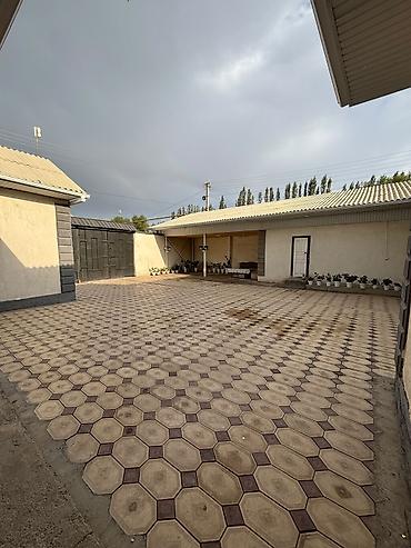 Үйлөрдү сатуу: 5 бөлмө, 400 м², 4 соток, Ош, Менчик ээси — 5