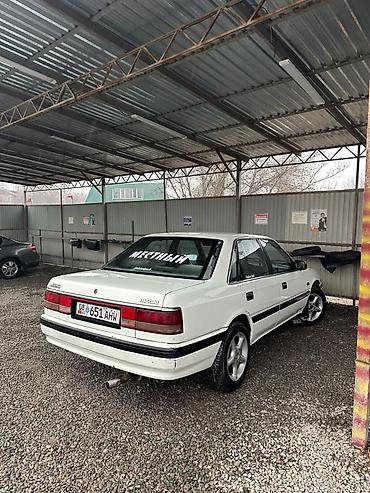 w211 e500: Mazda 626: 1989 г., 2 л, Механика, Бензин, Седан — 1