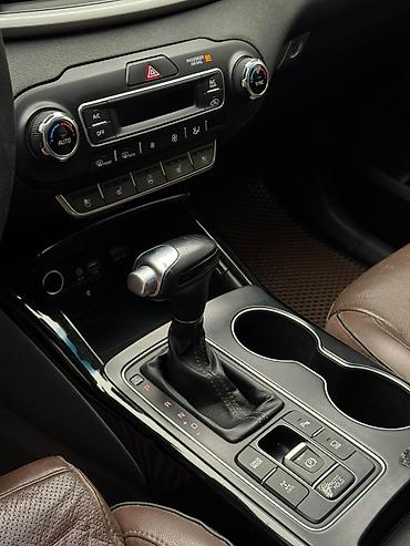 Kia: Kia Sorento: 2018 г., 3.3 л, Автомат, Бензин, Кроссовер — 13