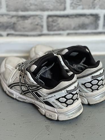 soft shell: Мужские кроссовки, 41.5, Asics, Б/у, цвет - Серый — 2