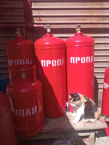 водяной насос б у: 27л с новыми вентилями покрашенные с газом для кафе баров ресторанов