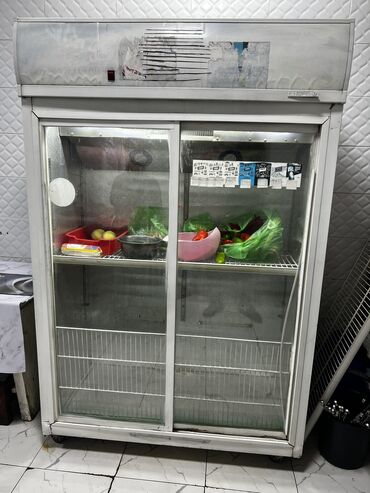 изготовление холодильных витрин: Для напитков, Для молочных продуктов, Китай, Б/у