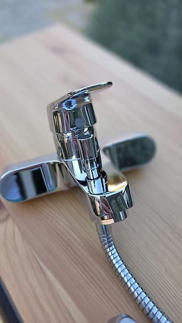 Ostale sanitarije: Ideal Standard Ceraflex set, baterija za kadu sa izlivom i ručni tuš — 11