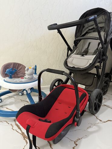 купить детскую коляску бу: Классическая прогулочная коляска, Б/у, Пол: Мальчик, Возраст: 1-6 месяцев, Самовывоз