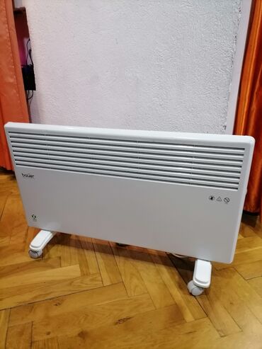 Kaloriferi: Radijator Panelni BAUER oko 80 /50. 2000w. Dobar
 Mirjevo — 3