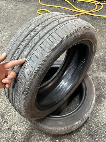 Шины Hankook 225/45 ZR17 Шины в отличном состоянии почти новые
