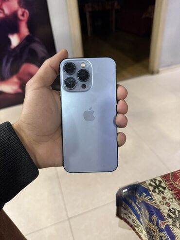 Apple iPhone: IPhone 13 Pro Max, Sierra Blue