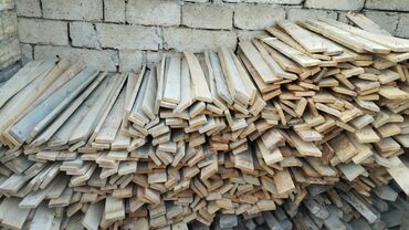 Çornıy pol: Çornıy pol — 1