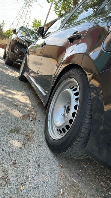disk lider: İşlənmiş Şin Hankook 205 / 55 / R 16