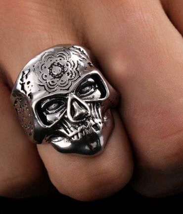 кольцо с бриллиантом бишкек: Уникальное байкерское кольцо "Череп", размер 19