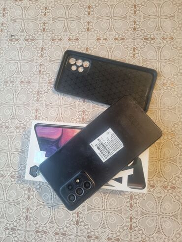 telefon a41: Samsung Galaxy A52, rəng - Qara, Sensor, Barmaq izi, İki sim kartlı