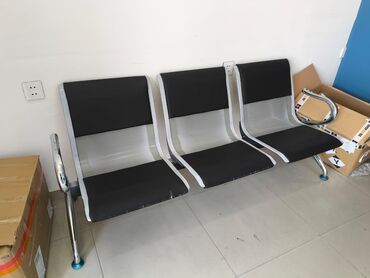 oturacaq uzlukleri: Gözləmə zalı üçün 3 lü oturacaq Elaqə : 0554255493 ( zəng)