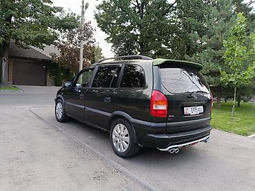 минивэн: Opel Zafira: 2001 г., Механика, Бензин, Минивэн — 2