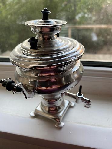 antik samovar: Dekor suvenir qədimi ləmpə və samovar. Samovar 50 azn. Lempə 30 azn — 2
