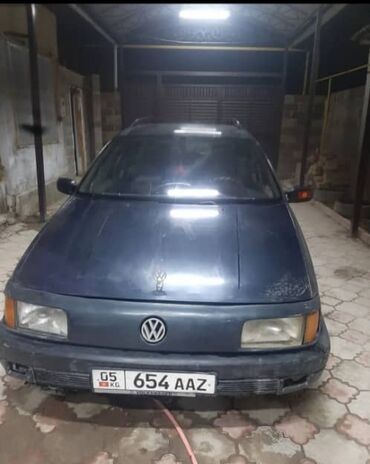 Volkswagen: Volkswagen Passat: 1993 г., 2 л, Механика, Бензин, Универсал at lalafo.kg Volkswagen: Volkswagen Passat: 1993 г., 2 л, Механика, Бензин, Универсал