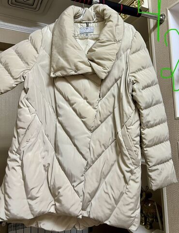 женские кофты с вырезом: Qadın qış gödəkçəsi – krem/bej rəng - Model: qalın, şişmə (puxalı