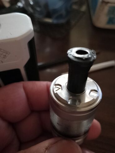 Qəlyan, vayp və aksesuarları: Elektron qəlyan . Nasazdı. 6 cı şəkildə batareya arası sarı çərayan — 9