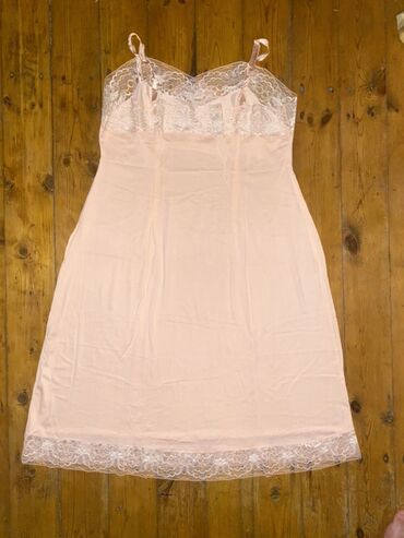 Gecəliklər: Sovet vaxtinin pambiq ve ipek noçnoylari, Yuqoslaviya QDR istehsali — 8