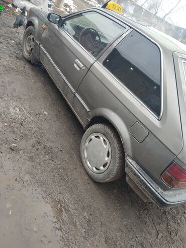 авто из армения: Mazda 323: 1986 г., 1.6 л, Механика, Бензин, Купе