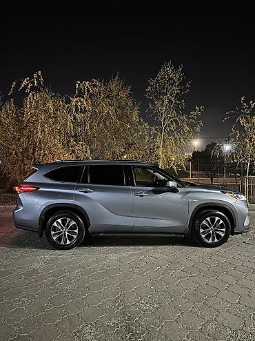 byd e2 2024: Toyota Highlander: 2021 г., 3.5 л, Автомат, Бензин, Кроссовер — 8
