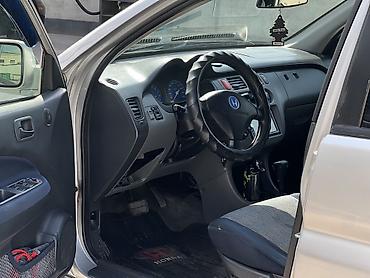 меняю участок на авто: Honda HR-V: 2000 г., 1.6 л, Автомат, Бензин, Кроссовер — 6