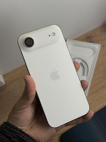 blackview akebook 8: IPhone Air, Б/у, 256 ГБ, Золотой, Зарядное устройство, Защитное стекло, Чехол, 100 % — 1