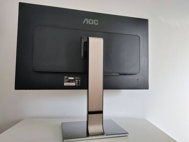 Monitori: AOC 31.5 MVA monitor AOC  (U3277PWQU)  MVA monitor 32" ili 80cm,   u — 11