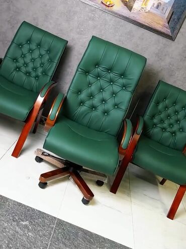 Ofis və oyun kresloları: Yeni, Təkərli, Qolları tənzimlənir, Dəri -da lalafo.az — 19 Ofis və oyun kresloları: Yeni, Təkərli, Qolları tənzimlənir, Dəri — 19
