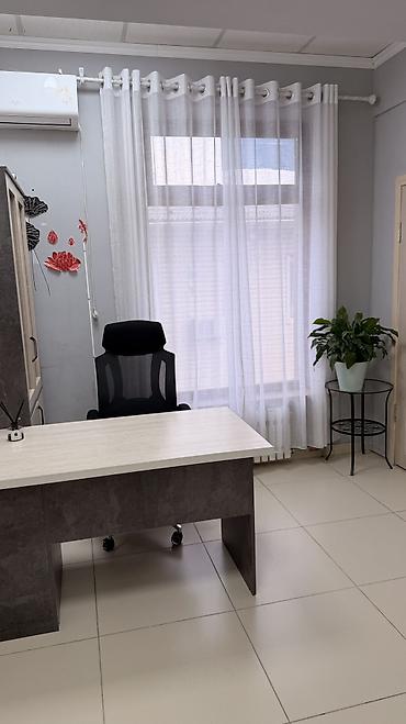 офисы в бишкеке в аренду: Сдаю Офис целиком: 15 м², В бизнес центре, С ремонтом, Первая линия — 8