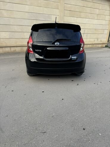 Nissan: Nissan Note hatchback - Korpus: qara rəng, 5 qapı, arxa spoyler - — 14