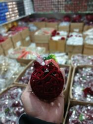 bitki toxumlarinin satisi: Yeni il ağacı üçün dekorativ bəzək - qırmızı məxməri şar - Material