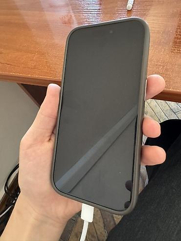 IPhone 15 Pro, Б/у, 128 ГБ, Черный, Чехол, 100 % at lalafo.kg IPhone 15 Pro, Б/у, 128 ГБ, Черный, Чехол, 100 %
