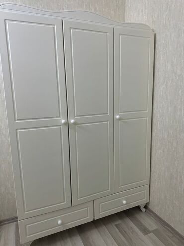 Gəzinti arabaları: Milana….Dolab qiymeti 250man yaxwi veziyyetde tecili satilir unvan 20 lalafo.az -da Gəzinti arabaları: Milana….Dolab qiymeti 250man yaxwi veziyyetde tecili satilir unvan 20